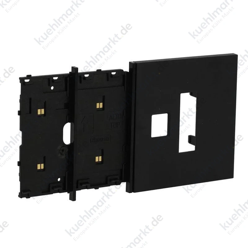 Bticino Living Now elektrifizierter Rahmen mit italienischer Steckdose + USB KG8104M13C