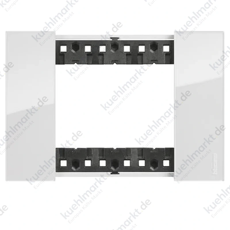 Bticino Living Now Abdeckrahmen 3 Module Farbe Eis KA4803DW
